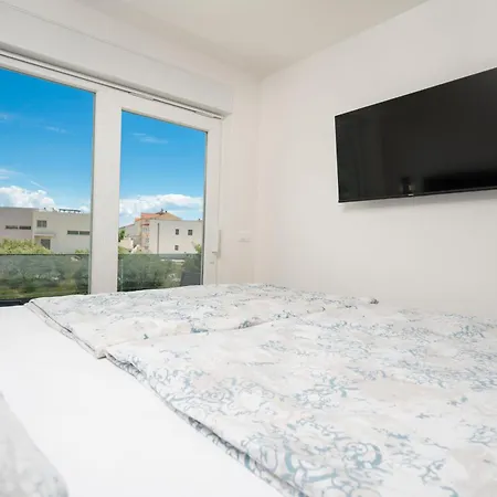 Luna Blue * Vodice
